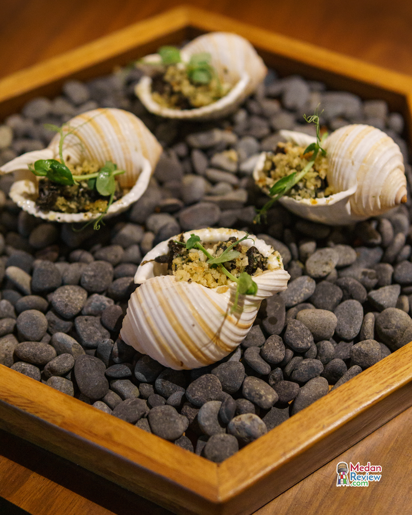 Butter Crumb Escargot