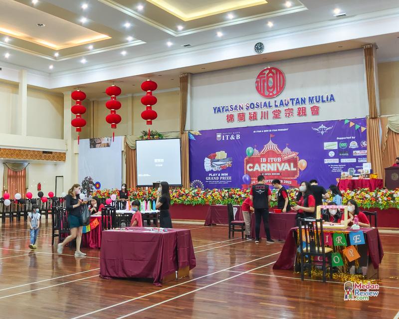 BEM IB IT&B Sukses Gelar IB IT&B Carnival & Open House