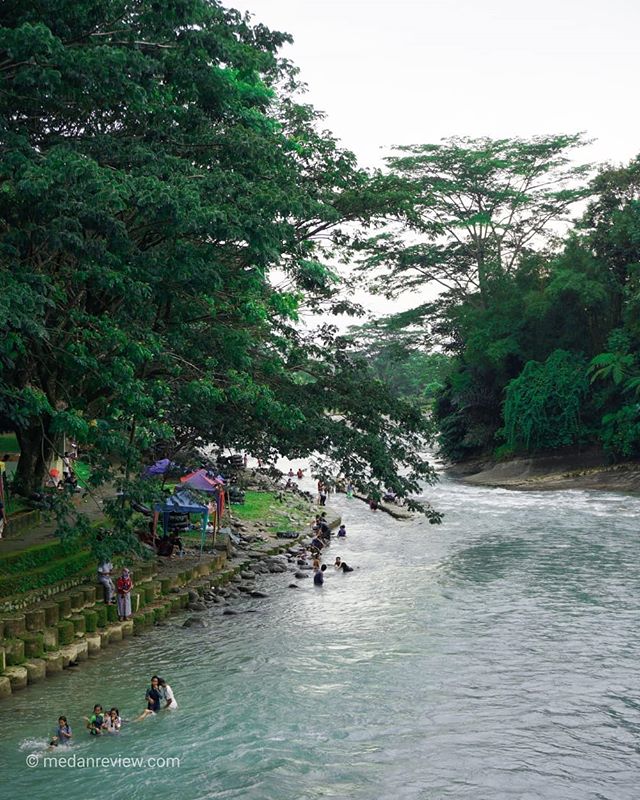 BUKIT LAWANG