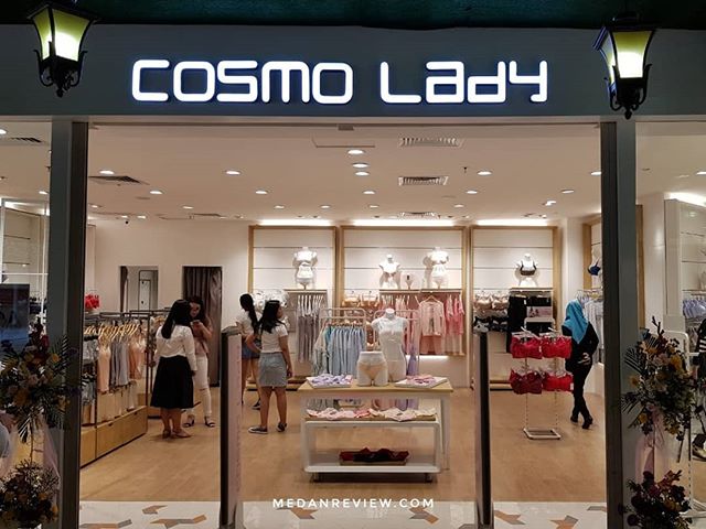 Planet Surf, Alzara, USUPSO dan Cosmo Lady di Ringroad City Walks Medan (#5)